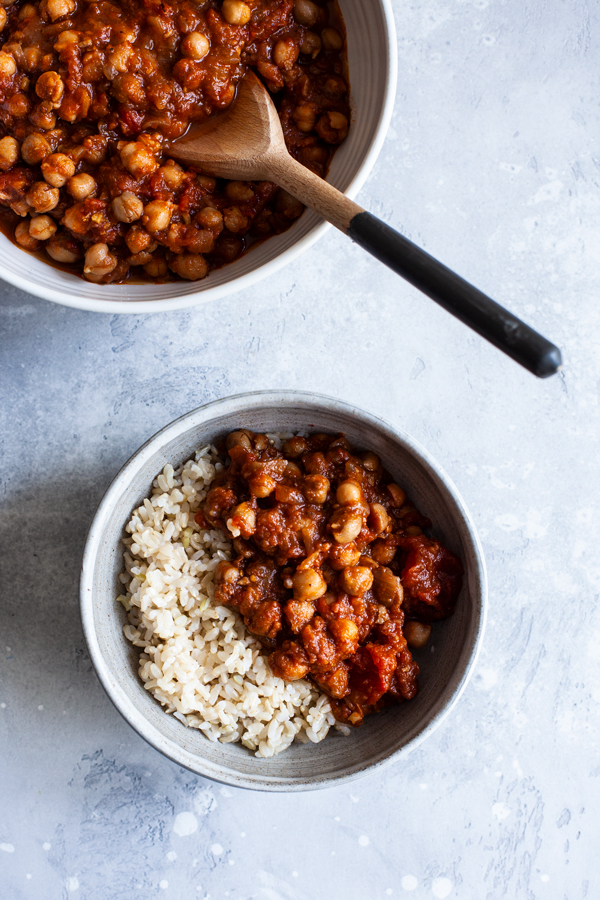 Simple Slow Cooker Chana Masala | The Full Helping