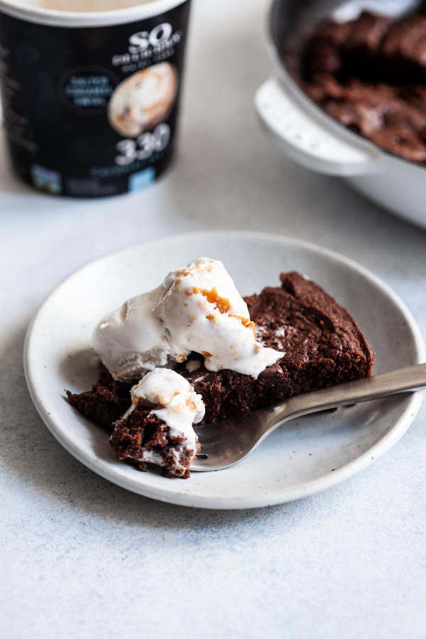 Fudgy Secret Ingredient Vegan Skillet Brownies | The Full Helping