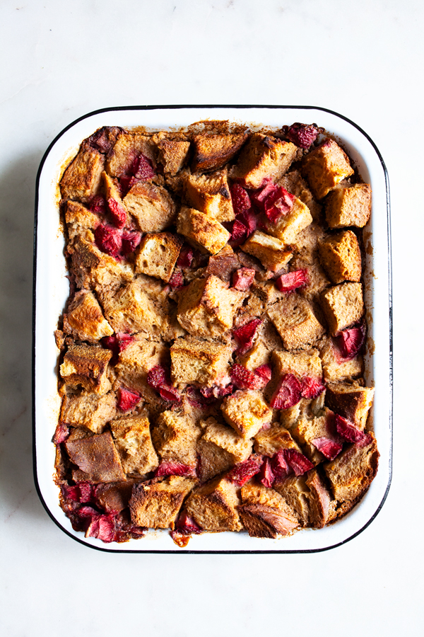 Easy Vegan Strawberry French Toast Casserole | The Full Helping